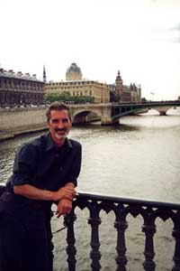 Francesco Saverio ALESSIO a Parigi per lavoro e studio - 2002 - Ville de Paris - in francese - http://www.florense.it/Francais/Ville_de_Paris.asp